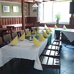 Hotel Rozvoj 3*