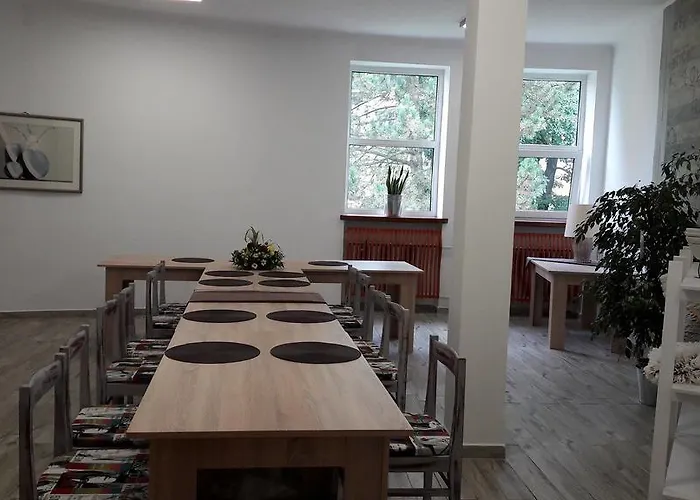 מלון Rozvoj 3*